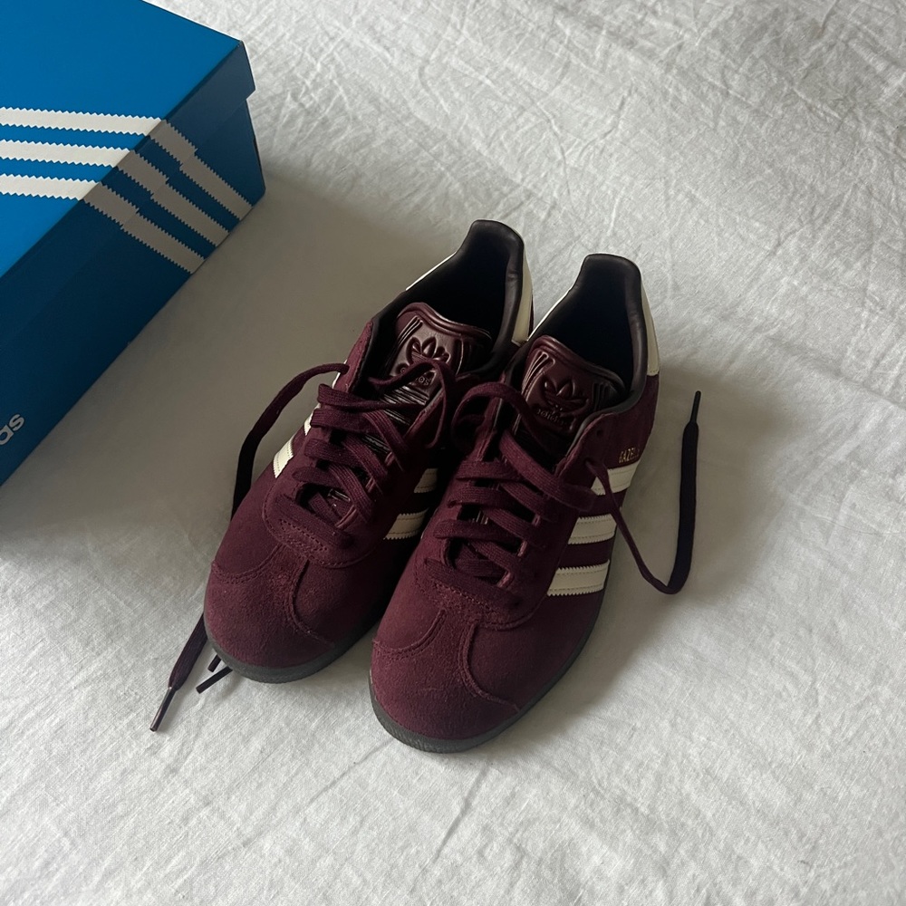 Adidas Gazelle Maroon US M5.5 W7.5 Brand New